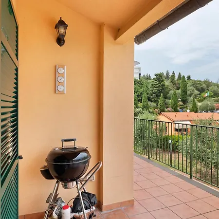 Capo Berta View Villa *